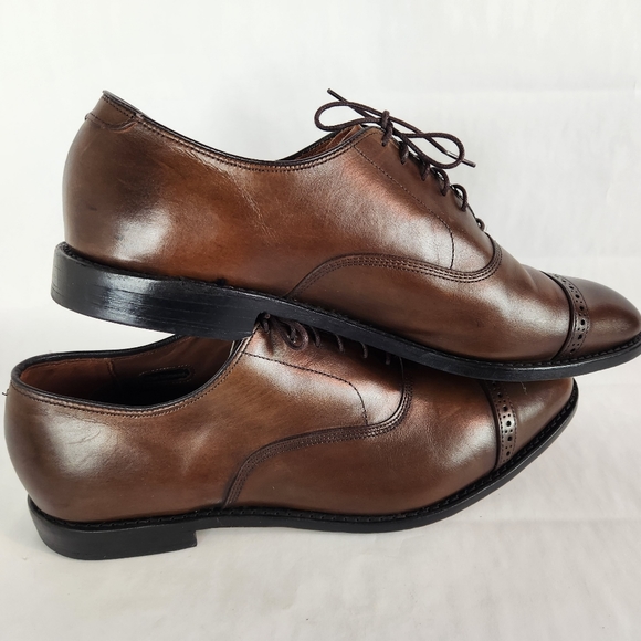 Allen Edmonds Fifth Avenue Cap-toe Oxfords, Sz 13D - Picture 6 of 8